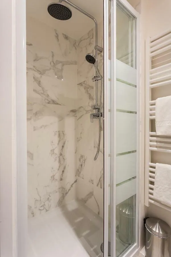 Cmg Bastille/voltaire Apartman Párizs